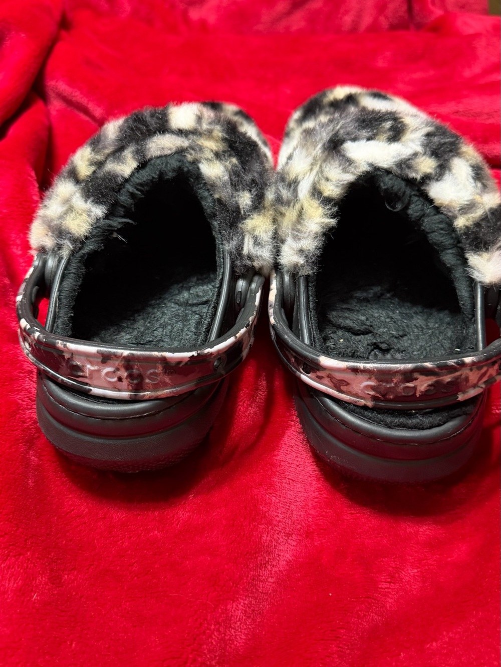 Crocs #341 - Picture 3 of 4
